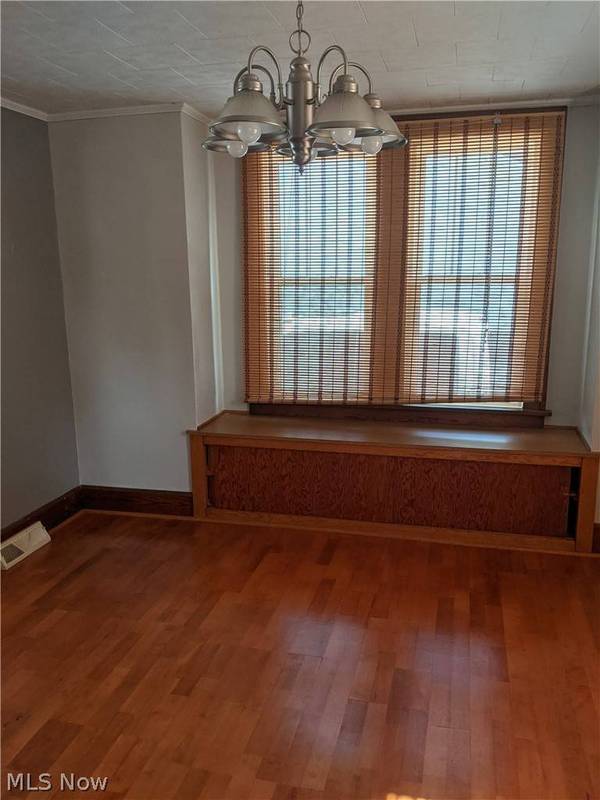 112 Overbaugh AVE, St Clairsville, OH 43950