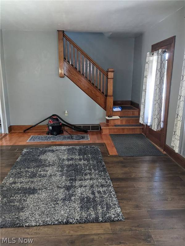 112 Overbaugh AVE, St Clairsville, OH 43950