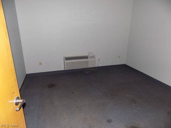 66640 Executive DR, St Clairsville, OH 43950