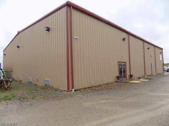 66640 Executive DR, St Clairsville, OH 43950