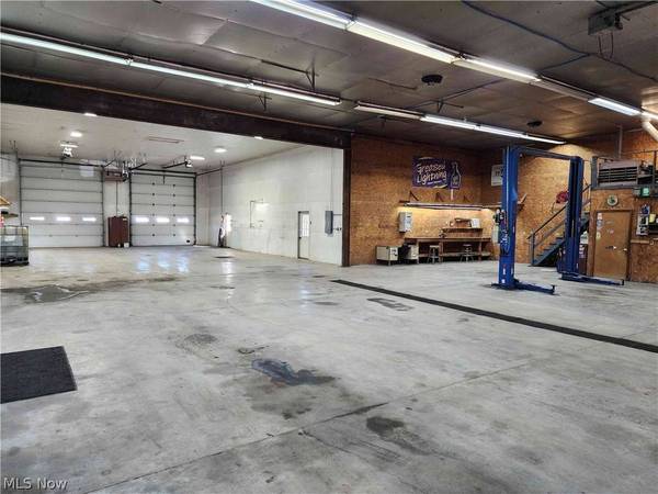 2384 W 23rd ST, Bellaire, OH 43906