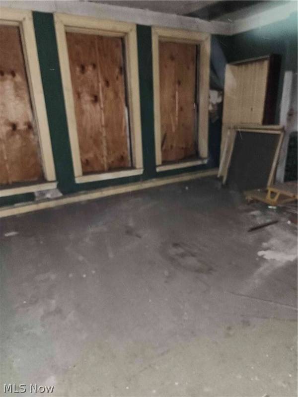 13-17 N 4th ST, Martins Ferry, OH 43935