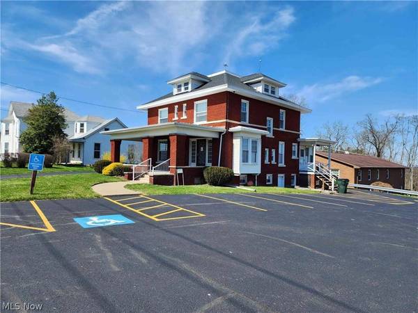 255-257 W Main ST