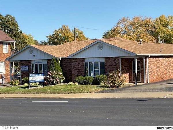 2008 Maple AVE
