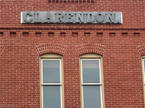 102 E Main ST, St Clairsville, OH 43950
