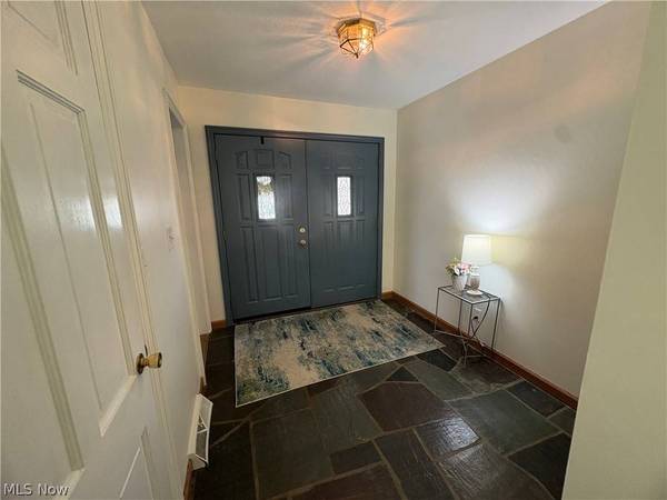 116 Bett Mar LN, St Clairsville, OH 43950