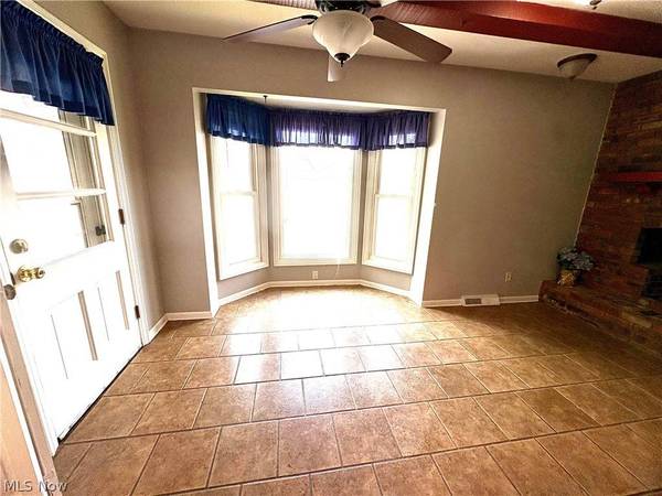 116 Bett Mar LN, St Clairsville, OH 43950