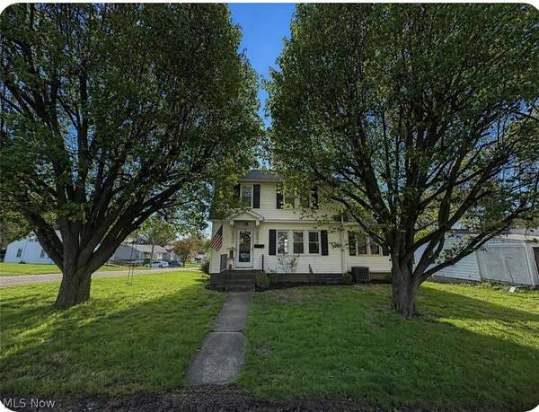 135 Overbaugh AVE, St Clairsville, OH 43950