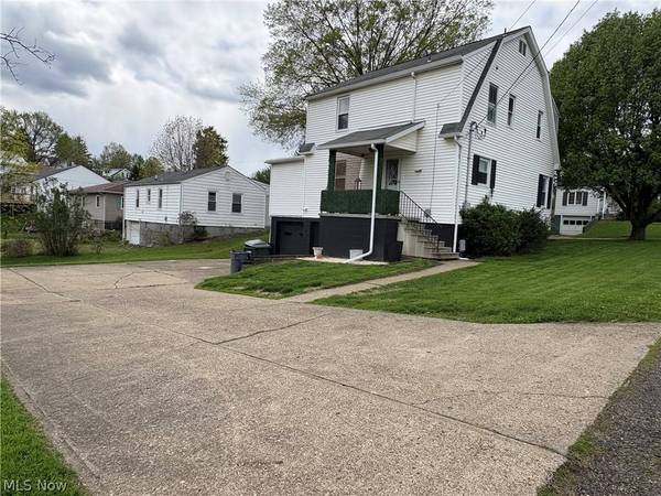 135 Overbaugh AVE, St Clairsville, OH 43950