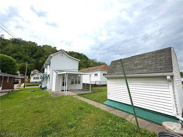 446 Sinclair AVE, Yorkville, OH 43971