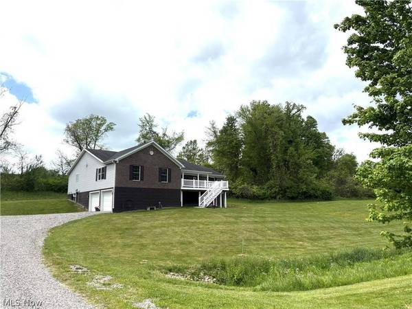 40900 Havenwood DR, Belmont, OH 43718