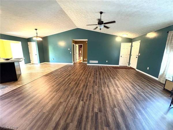 40900 Havenwood DR, Belmont, OH 43718