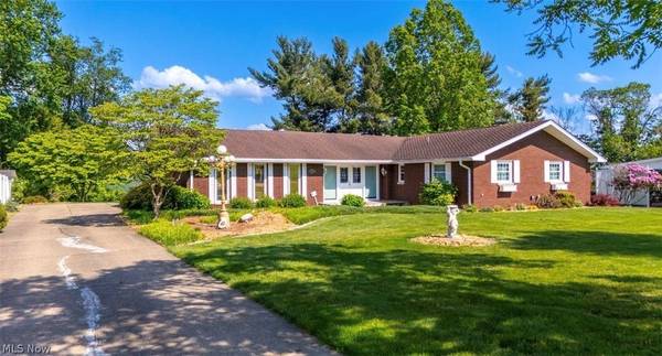 73885 Joetta DR, Rayland, OH 43943
