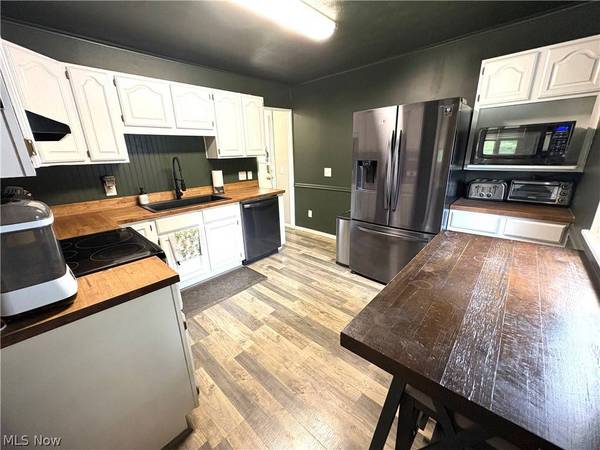 67131 Warnock-St. Clairsville RD, St Clairsville, OH 43950