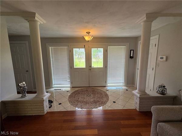 73885 Joetta DR, Rayland, OH 43943