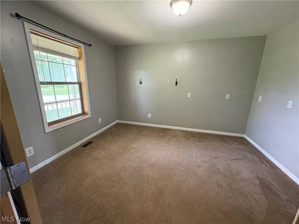 56400 Wheatly RD, Barnesville, OH 43713