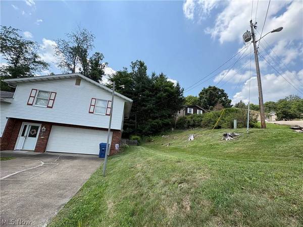 2 Franklin Dr. (Brookside), Bridgeport, OH 43935