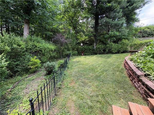 2 Franklin Dr. (Brookside), Bridgeport, OH 43935