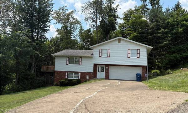 2 Franklin Dr. (Brookside), Bridgeport, OH 43935