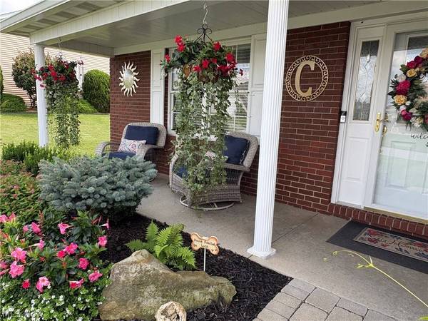 51982 Blue Spruce DR, St Clairsville, OH 43950