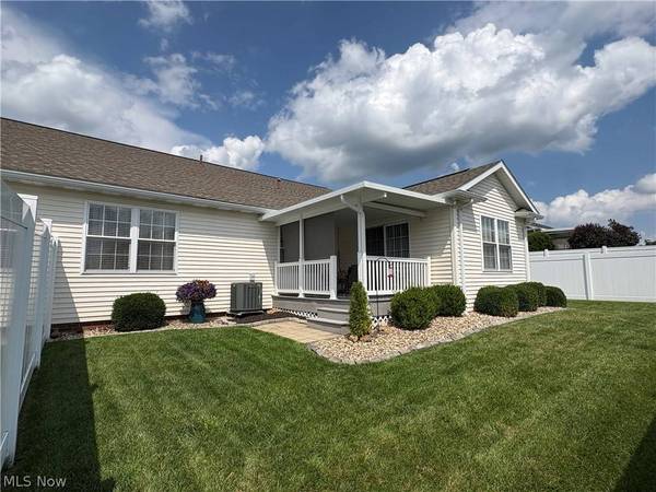 51982 Blue Spruce DR, St Clairsville, OH 43950
