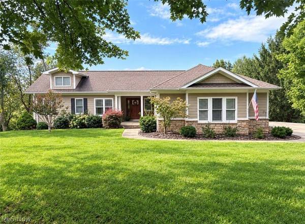 68740 Shepard DR, St Clairsville, OH 43950