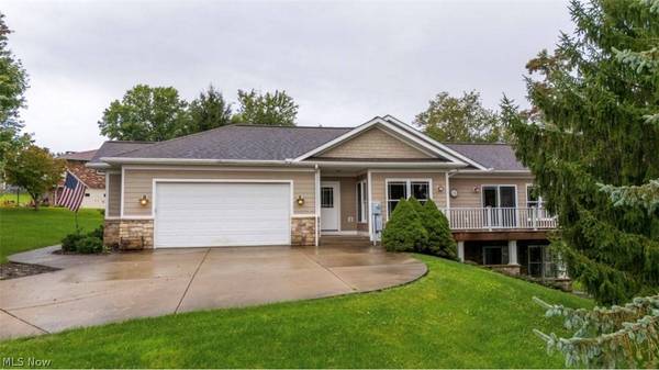 68740 Shepard DR, St Clairsville, OH 43950