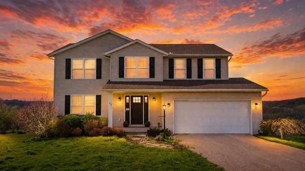 23 Holly Ann Dr, Wheeling, WV 26003