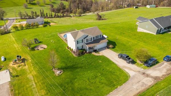 23 Holly Ann Dr, Wheeling, WV 26003