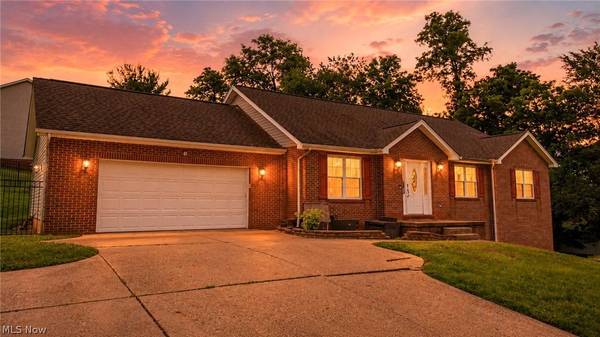 1 Edinburgh WAY, St Clairsville, OH 43950