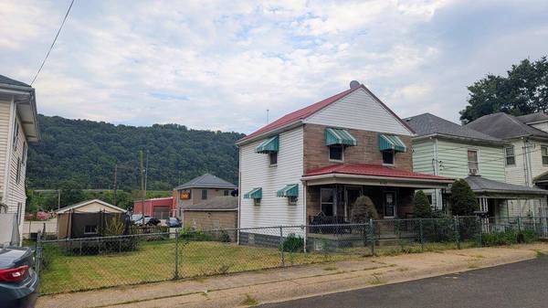 4142 Washington St, Weirton, WV 26062