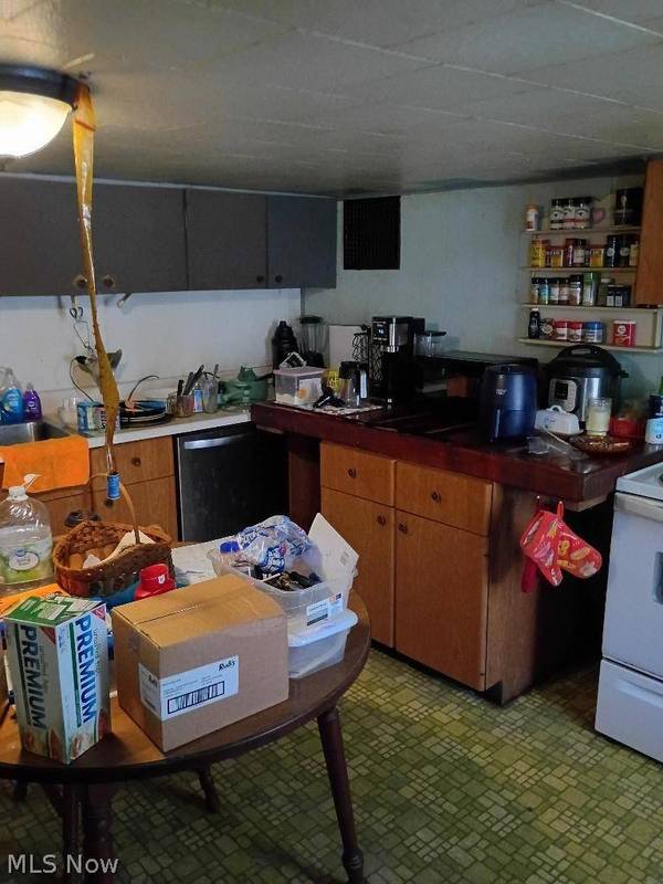 58640 Charles ST, Martins Ferry, OH 43935