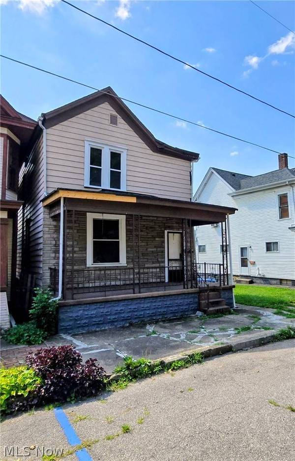 312 N 7th ST