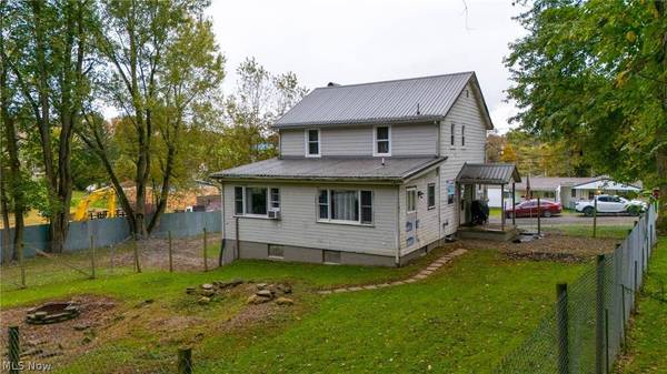 112 Spring ST, St Clairsville, OH 43950