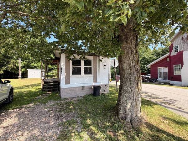 249 Henderson ST, Barnesville, OH 43713