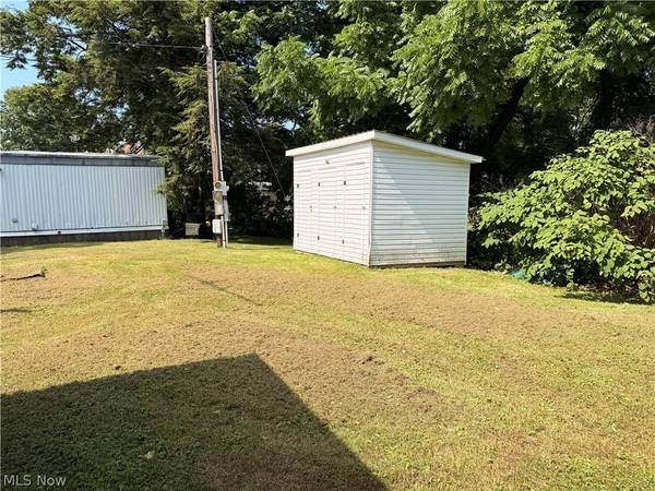 249 Henderson ST, Barnesville, OH 43713