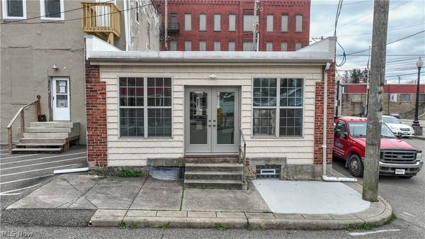 120 S Chestnut ST, Barnesville, OH 43713