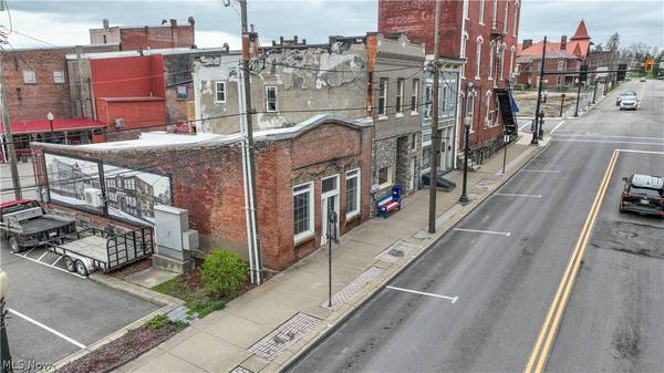 120 S Chestnut ST, Barnesville, OH 43713