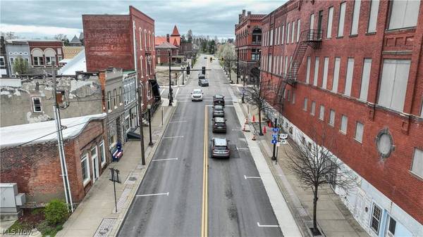 120 S Chestnut ST, Barnesville, OH 43713