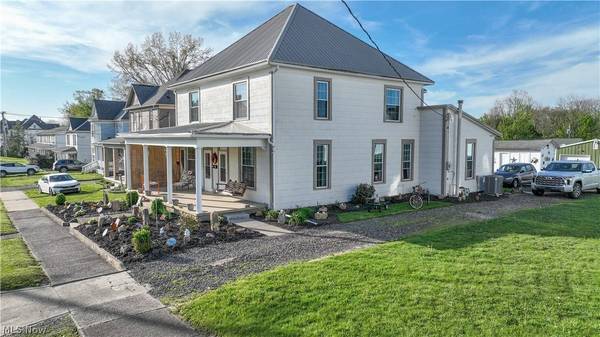 204 & 206 W Marietta ST, Woodsfield, OH 43793