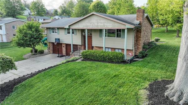 116 Carroll DR, St Clairsville, OH 43950