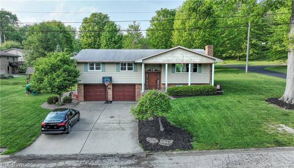 116 Carroll DR, St Clairsville, OH 43950