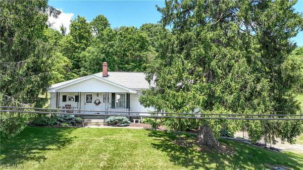 24273 Leatherwood RD, Quaker City, OH 43773