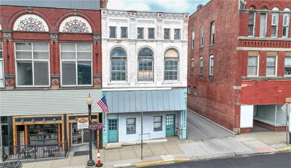 141 E Main ST, Barnesville, OH 43713