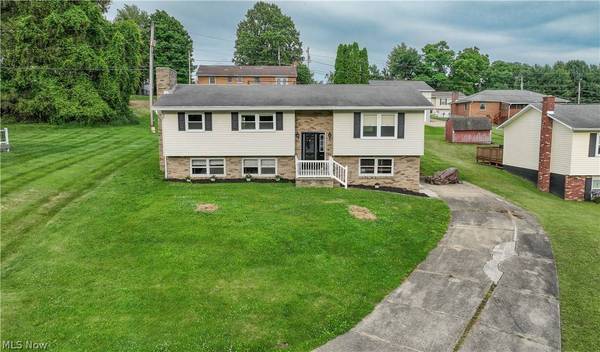 135 Pine LN, Barnesville, OH 43713