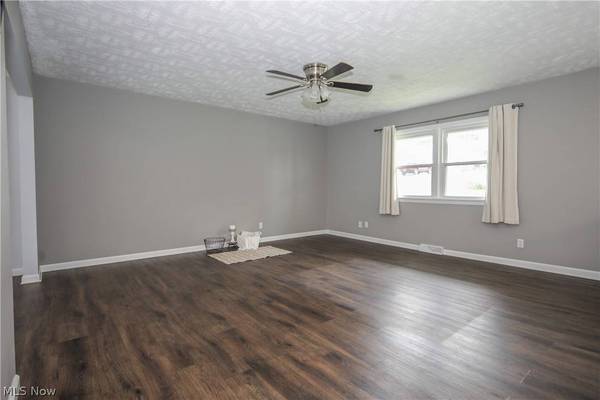 122 Pine LN, Barnesville, OH 43713
