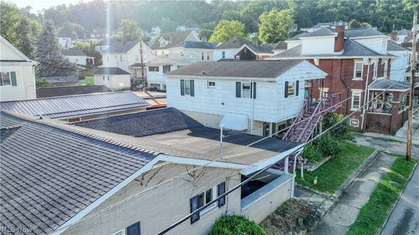 401 W Vine ST, Martins Ferry, OH 43935