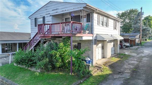 401 W Vine ST, Martins Ferry, OH 43935