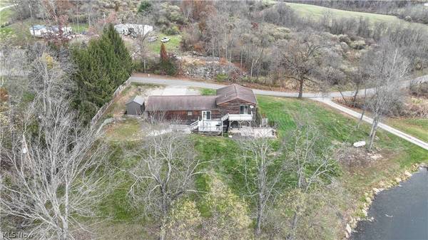 46282 Atkinson RD, St Clairsville, OH 43950