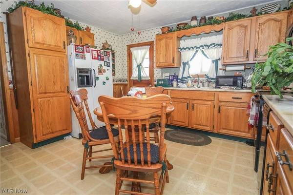 24273 Leatherwood RD, Quaker City, OH 43773